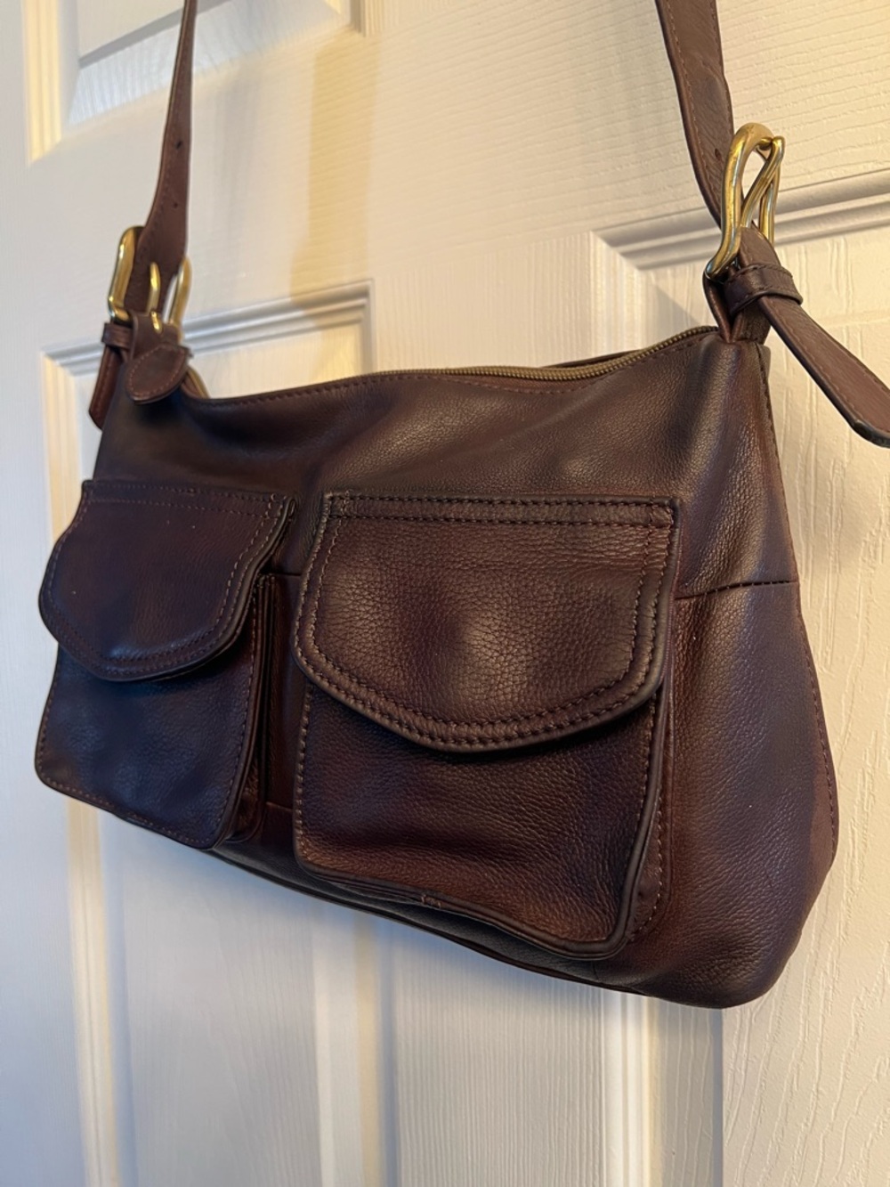 MAKE AN OFFER FOSSIL Vintage Chocolate Brown Leather Utility Pocket Shoulder Bag